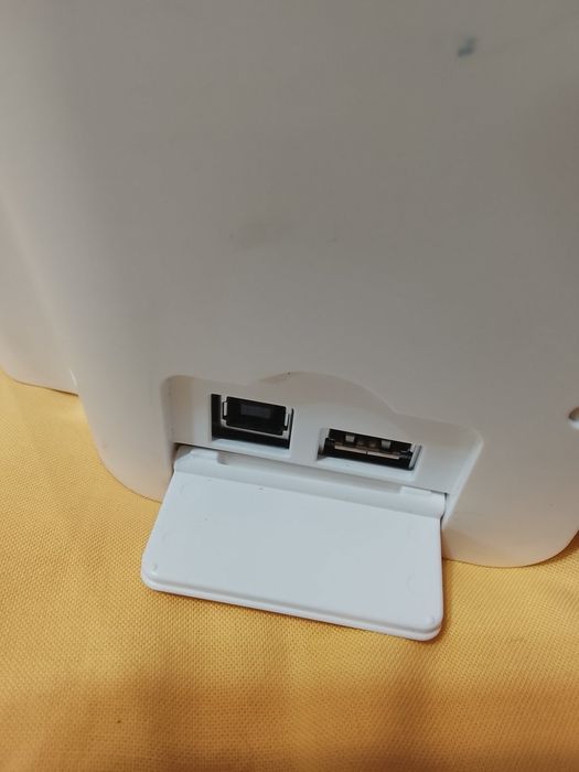 Фото принтер Canon SELPHY ES20. Компактный. Переносной. От любых носит