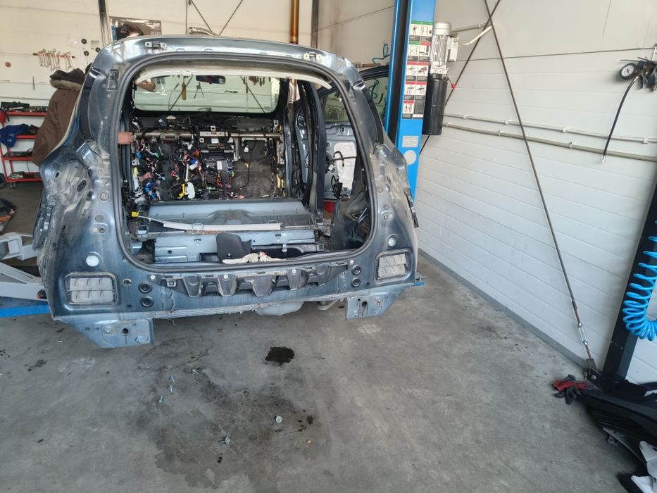 Reno Zoe 20rok gola karoseria