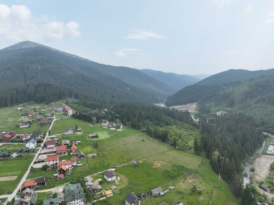 Земельна ділянка 1,16 га, с.Поляниця (Буковель), світло 30 кВт