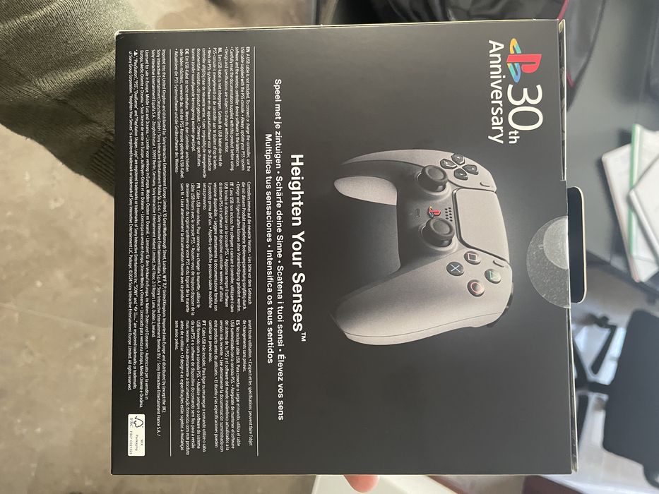 Comando ps5 30th edicao especial