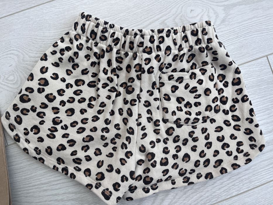 Шорти zara зара 122 6-7 років