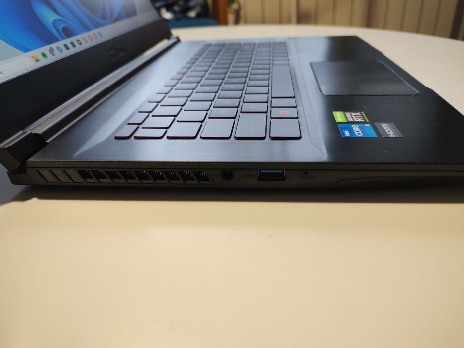 Laptop MSI GF63 Thin 11UC-215XPL / 32 GB RAM / 1 TB SSD PCIe / Windows 11 Pro