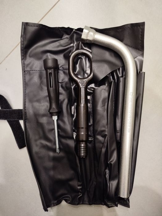 Набір інструментів Audi VW Skoda VAG • Гак 8K0805615 • Ключ 8R0012219