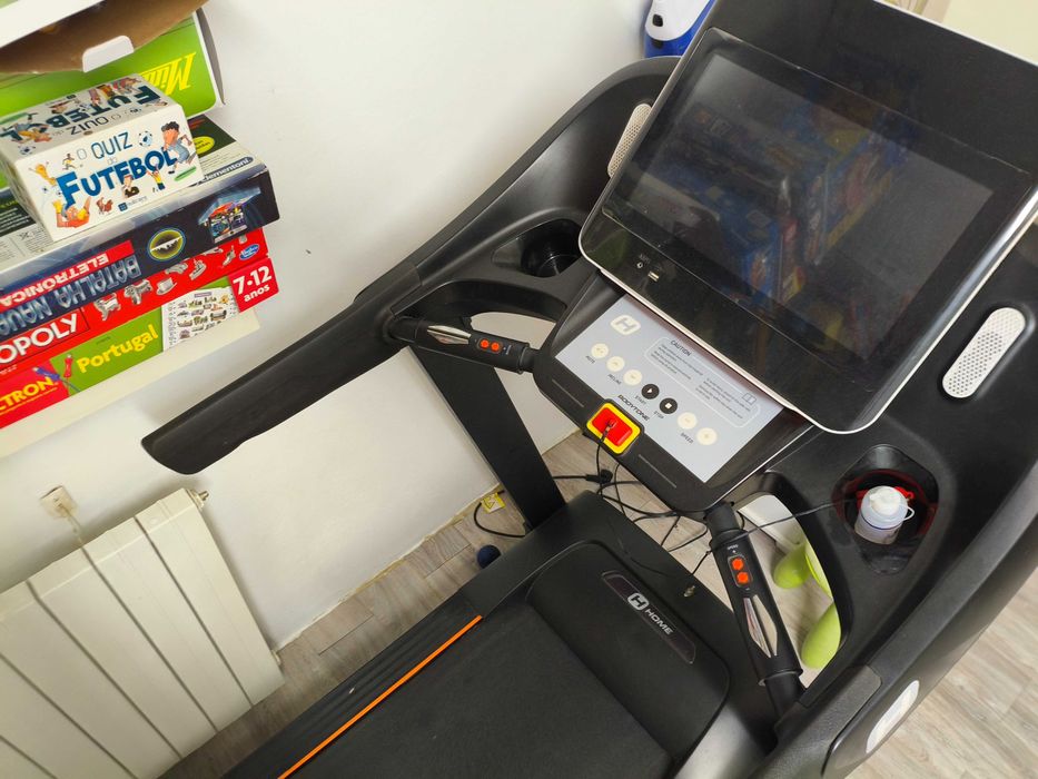 Passadeira de corrida Bodytone DT-22 Wi-Fi