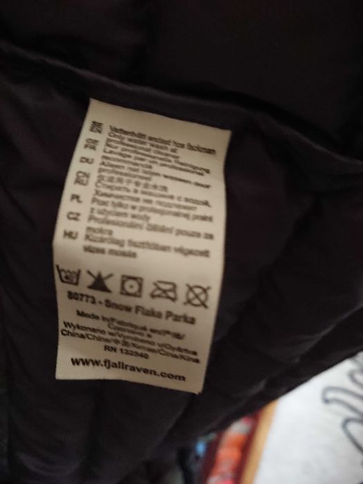 -50% FJALLRAVEN puchowy plaszczyk, parka, dlugi z kapturem 95% puch- S