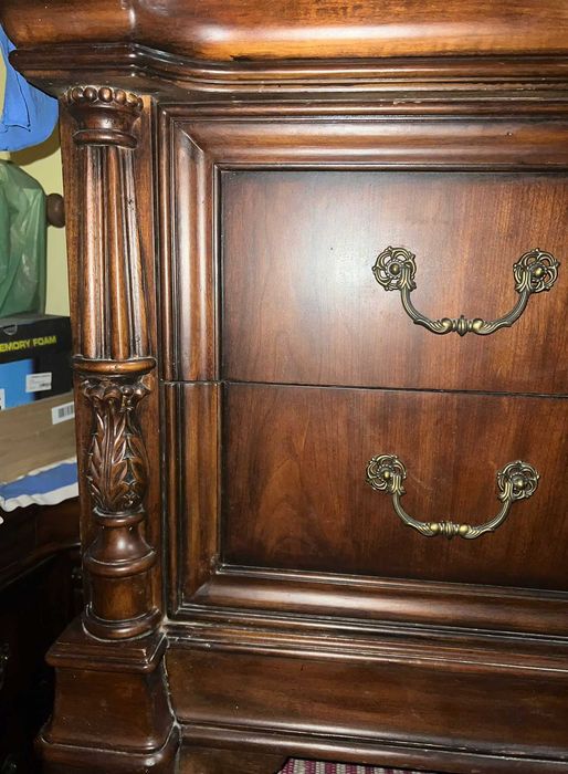 Mesas de cabeceira - Madeira maciça