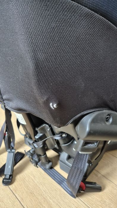 Fotelik samochodowy RWF Axkid Duofix z Isofix