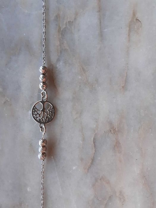 Pulseira em prata com contraste