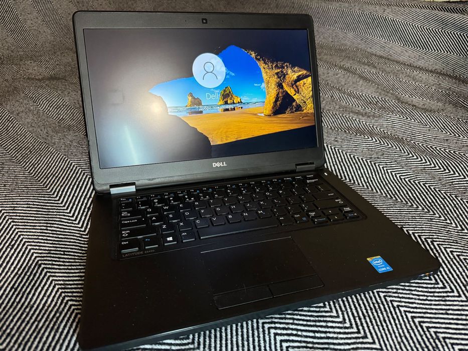 Ноутбук Dell/15/FullHd/8RAM/intel i5 5200 /500 HDD