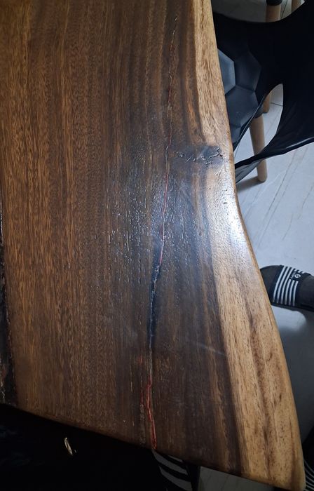 Duzy Stół z  Naturalnego Cedrowego Drzewa