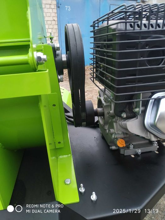 Измельчитель веток.Подрібнювач гілок. Щепорез.