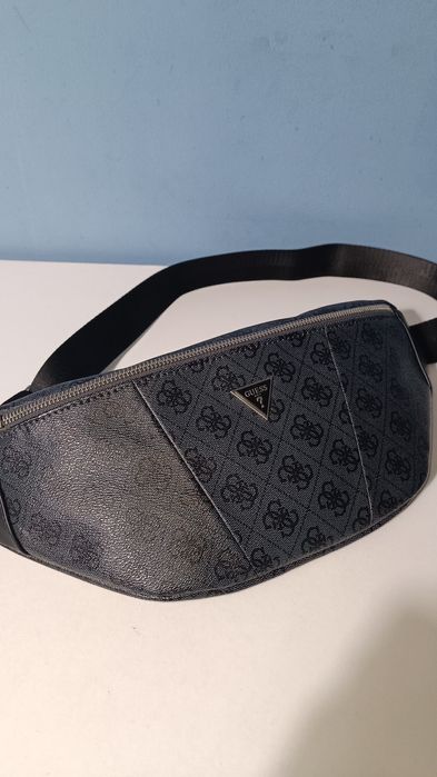 Bolsa Guess como nova