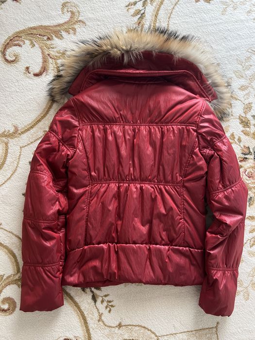 Куртка жіноча