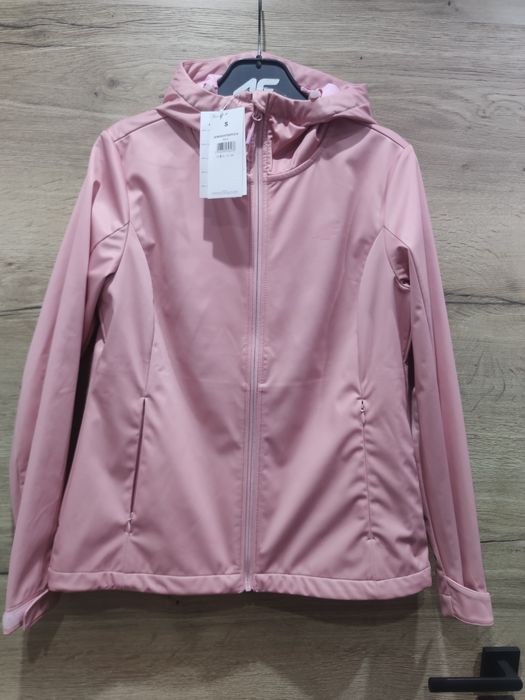 Damska kurtka softshell wiatroodporna membrana 5000 4F rozm. S pudrowa
