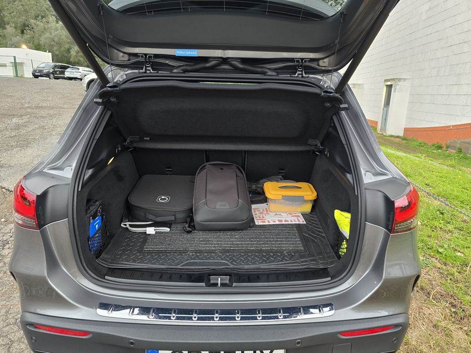 Mercedes Benz EQA 250+ AMG Line premium