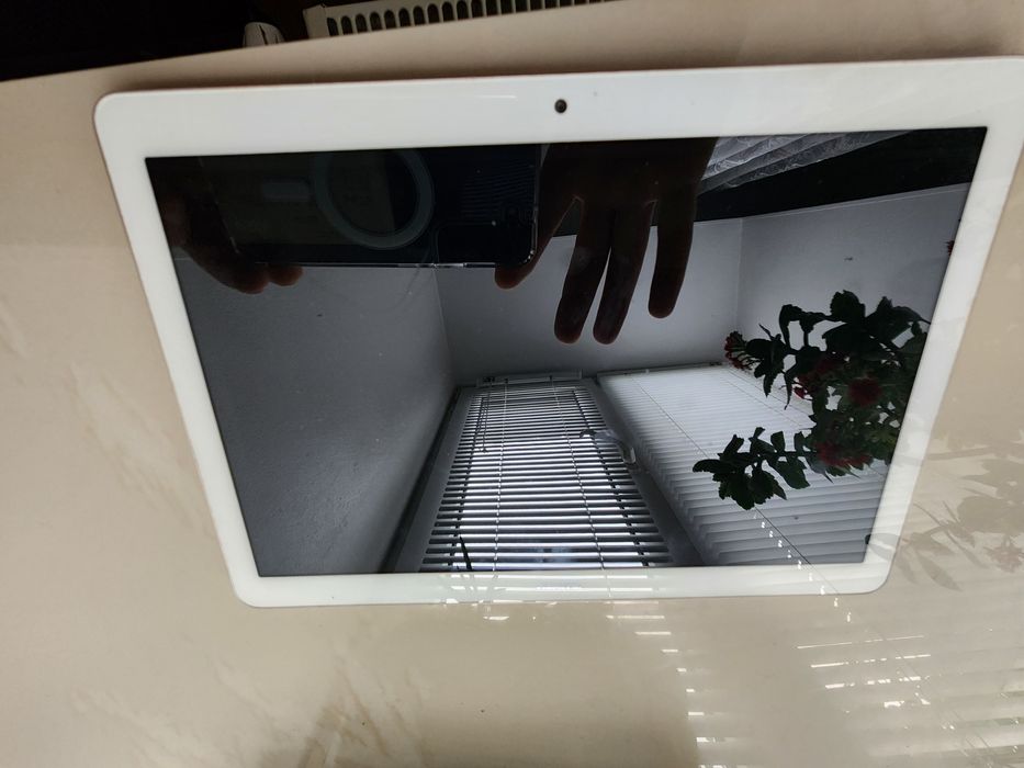 Продам планшет Huawei