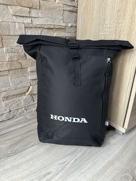 Czarny plecak HONDA