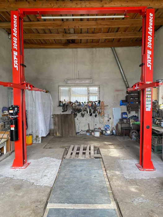 Підйомник двостійковий б\у