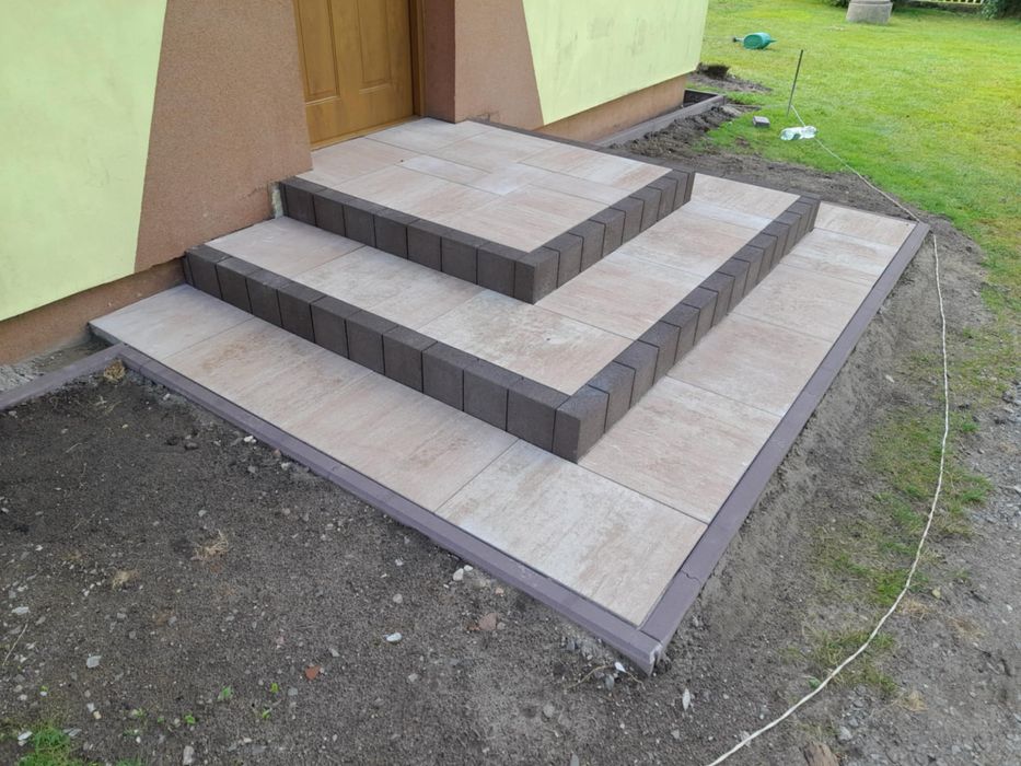 Układanie kostki brukowej