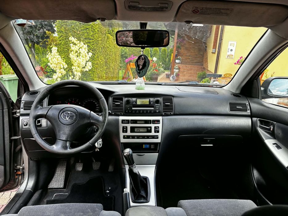Toyota corolla samochód