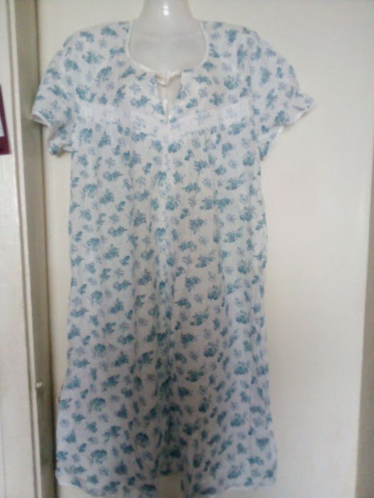 Продаю  шарф, халат, ночную рубашку