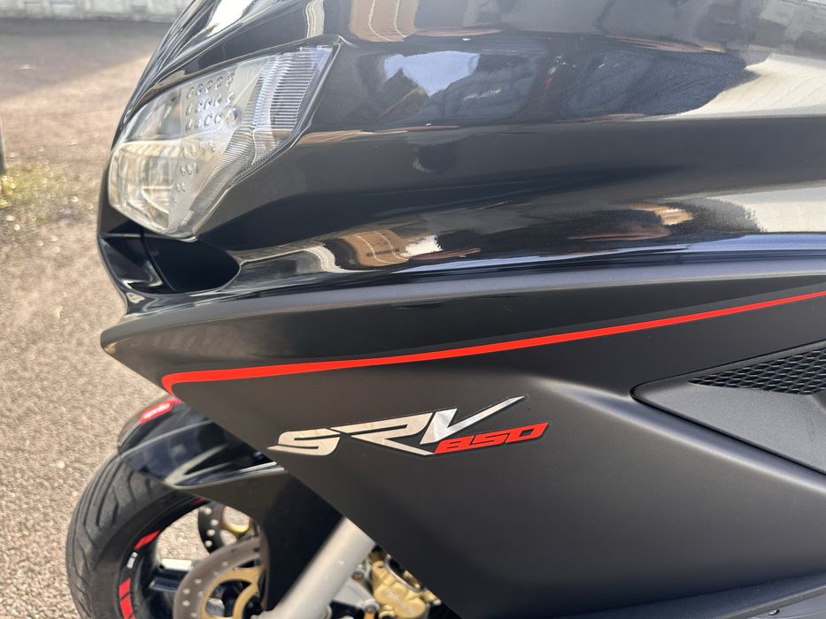 Aprilia srv850 максі скутер