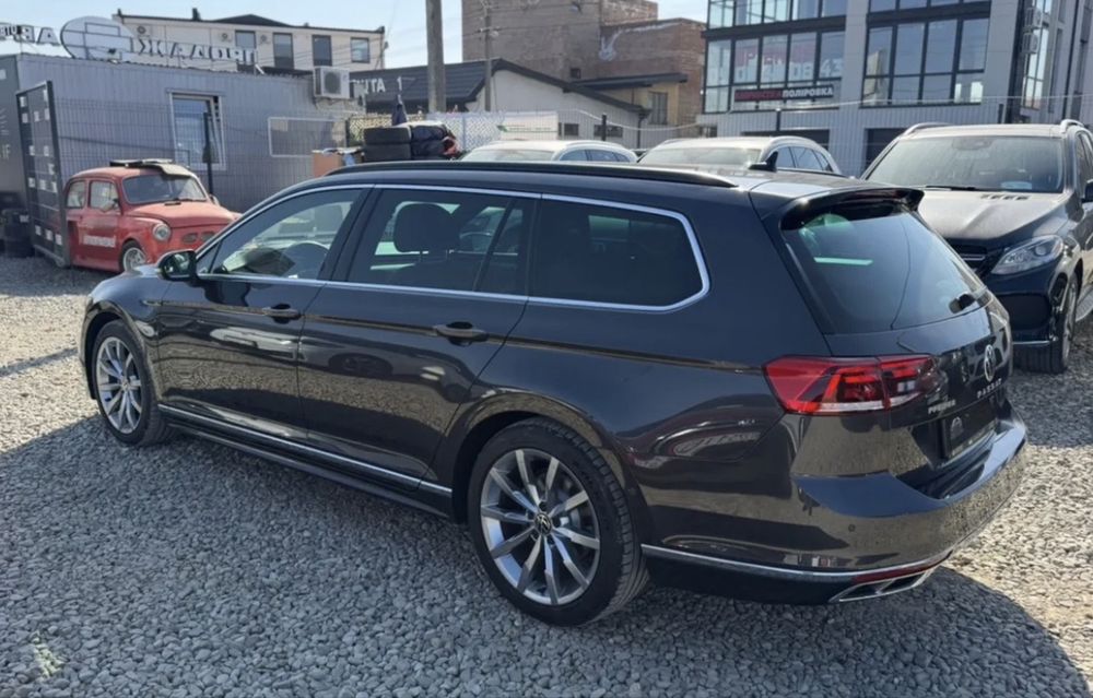 Volkswagen Passat B8 2022, Rline