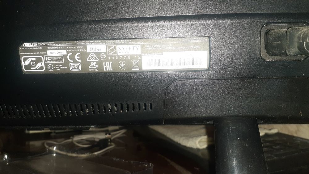 ASUS  монитор  ,новый.