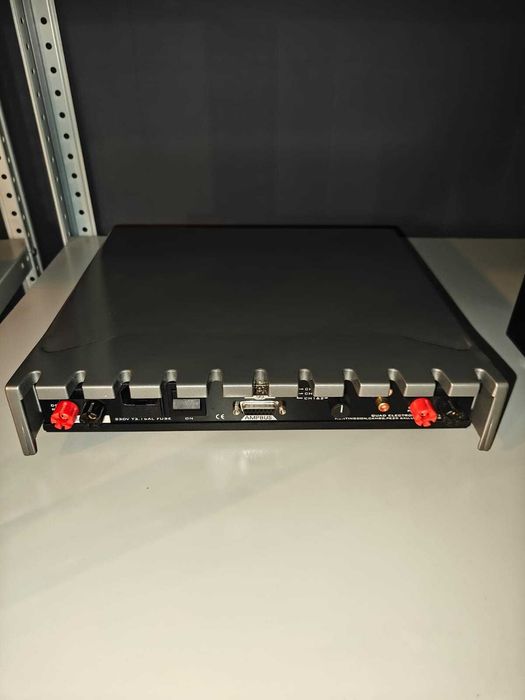 Підсилювач потужності Quad 99