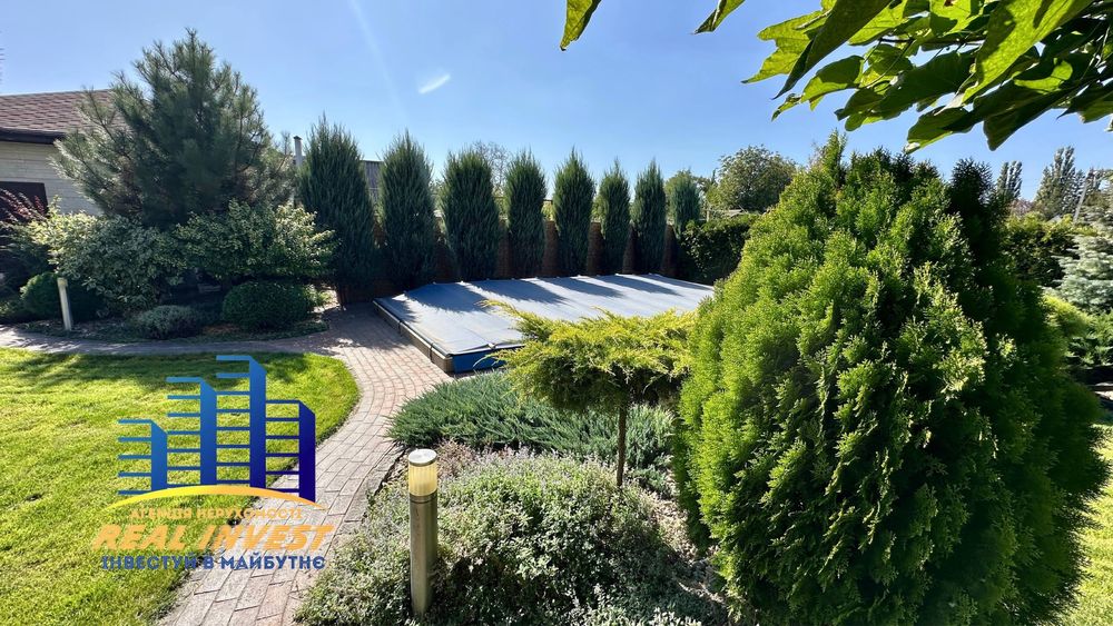 Продам великий гарний будинок центр м. Самар