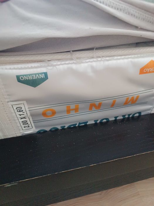 Cama malm 160x200 com colchão