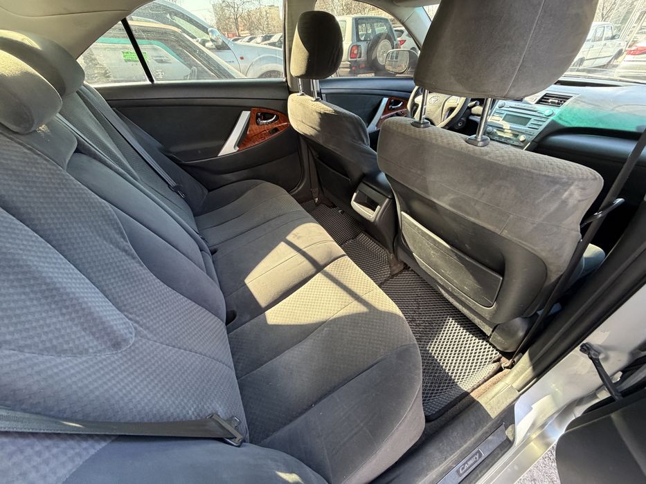 Продам Toyota Camry v40 2.4 газ/бензин 2007 рік гарний стан!