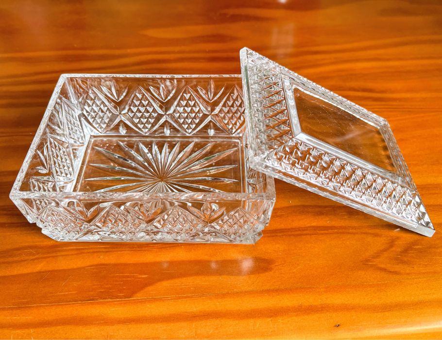 Caixa de Joias Vintage em Cristal