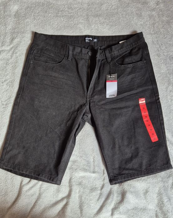 Męskie krótkie spodenki