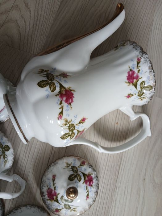 Iwona Chodzież zestaw Prl  porcelana