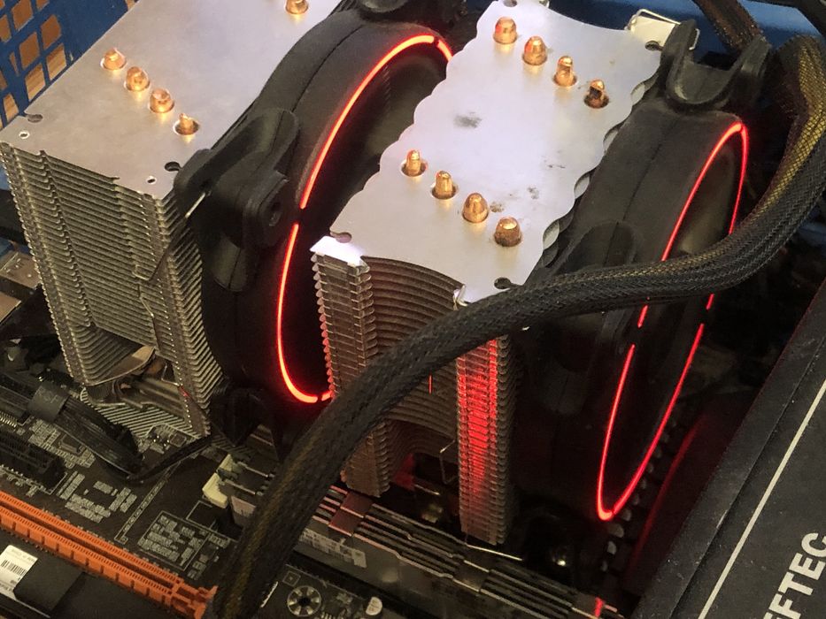 Двохпроцесорний комплект x79 + 128гб ОЗП ddr3, 2 процесори по 8/16