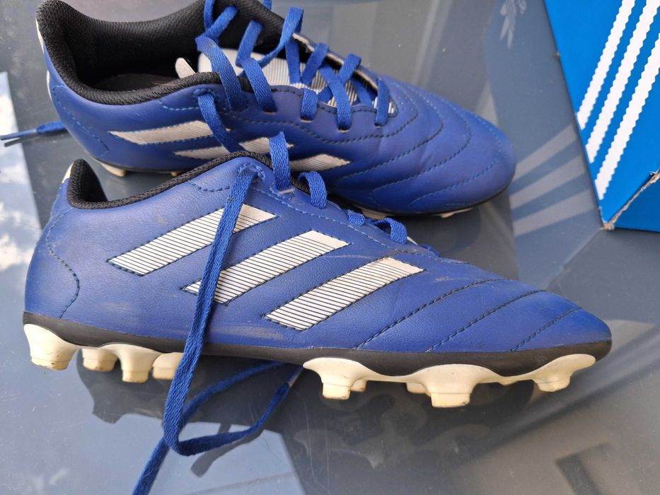 Adidas korki dla dziecka buty do piłki 36 2/3 używanie 23 cm