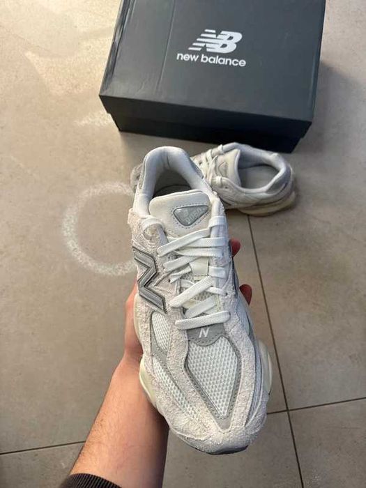 New Balance 9060 Sea Salt Concrete R.43