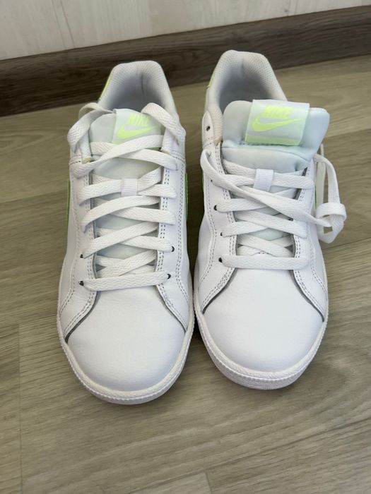 Кеди білі   Nike