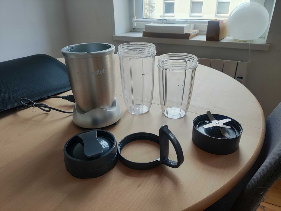 Koktajler / blender NUTRIBULLET NB907.CP