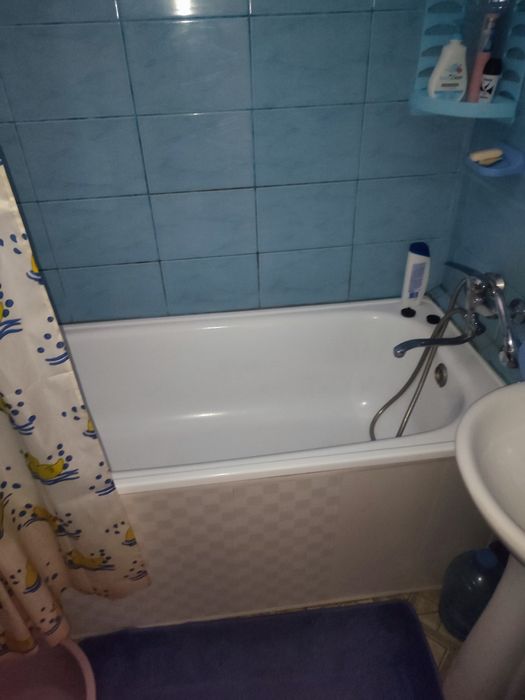 Сдам 2 кімнатну квартиру по суточно