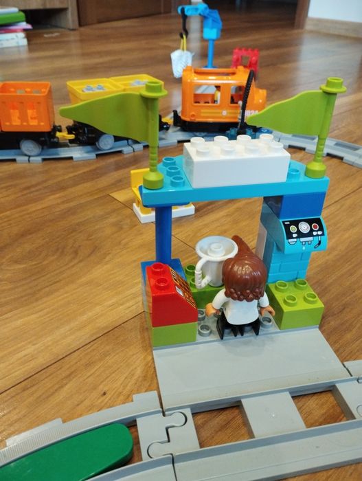 LEGO Duplo 10875 Pociąg towarowy z dźwiękiem