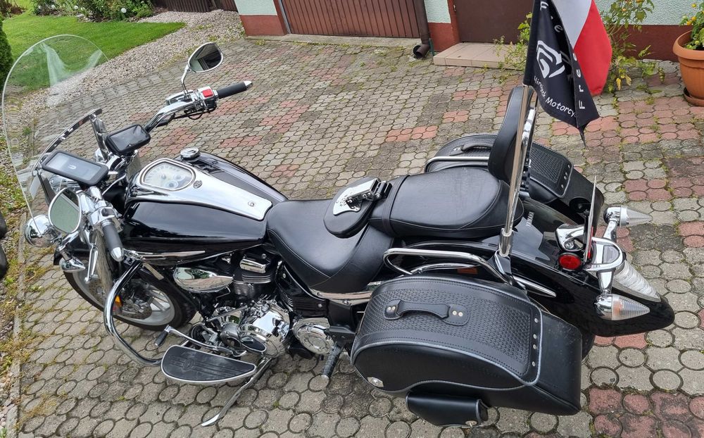 Yamaha XV 1900 Roadliner 2013