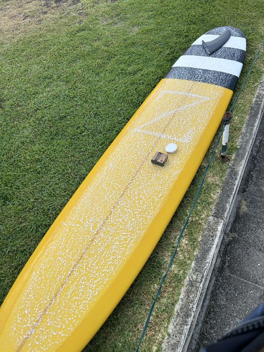 Longboard 9’6 com capa + Quilha