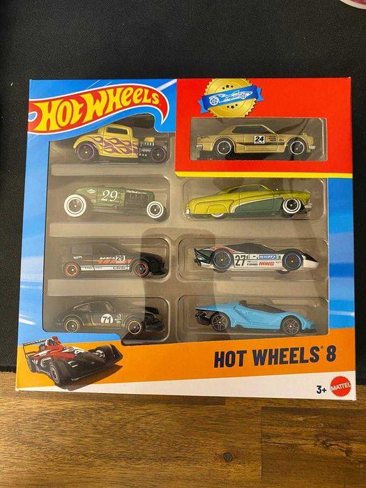 Hot78ページ HOT WHEELS '69 ALFA ROMEO 33 STRADALE EXOTIC ENVY 1/5 HCJ91