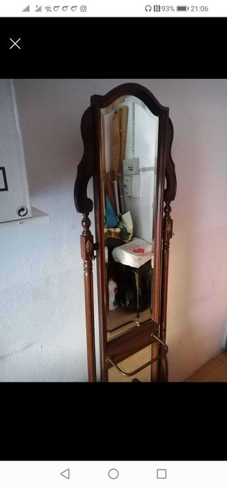 Bengaleiro e suporte para guarda chuvas