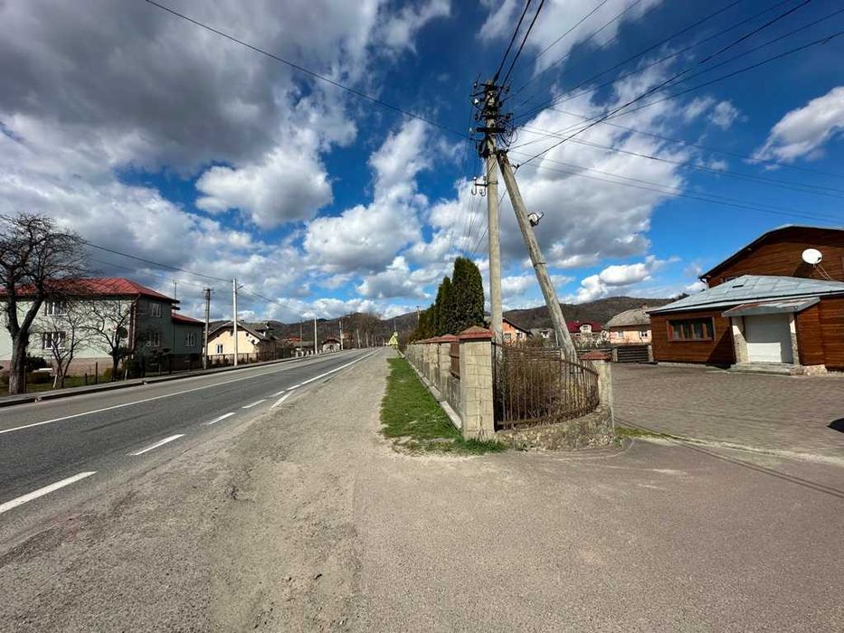 Продається житловий будинок у карпатах