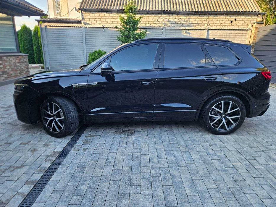 Volkswagen Touareg 2021 VIN WVGZZZCRZND008040 фото оголошення 7 з 15