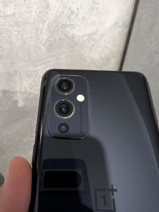 Смартфон OnePlus 9 5G 8/128 ГБ глобальний неверлок