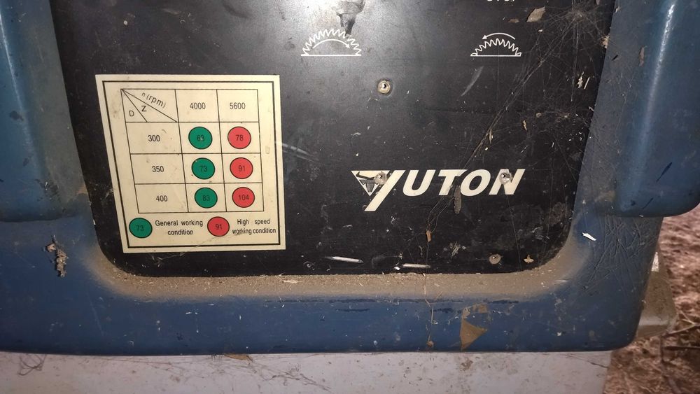 Форматно-розкрійний верстат Yuton MJ6130XB